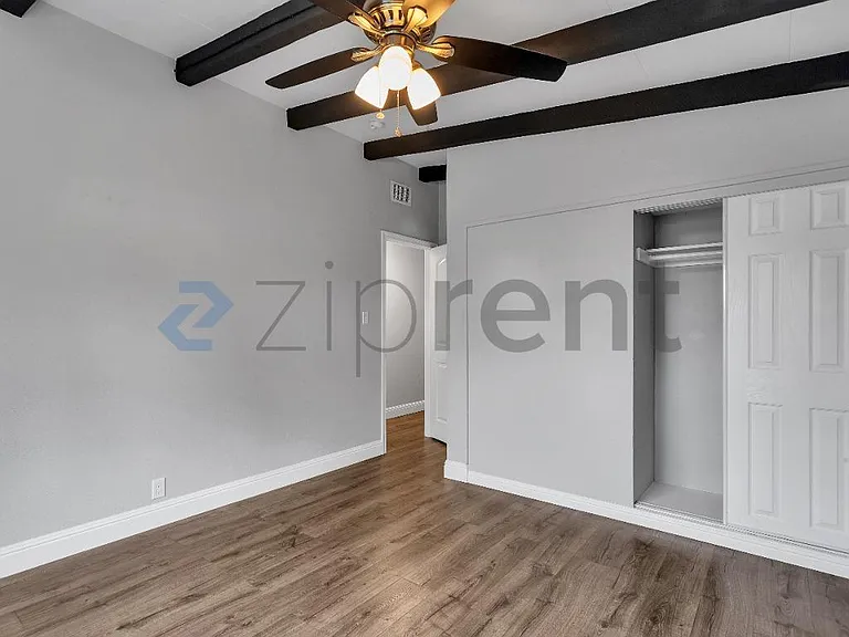 717 Pebble Dr — Photo 14