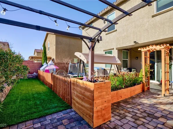 7023 Bering Strait Ave, Las Vegas, NV 89179