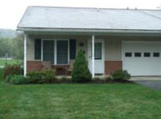 907 S Main St, Lewistown, PA 17044