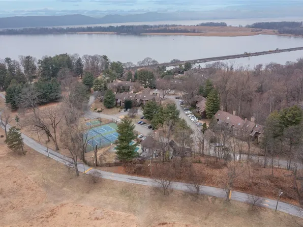 1010 Eagle Bay Drive, Ossining, NY 10562