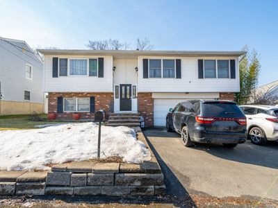 4 Briarwood Ct, Woodland Park, NJ, 07424