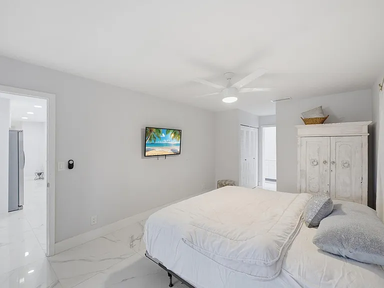 6396 Country Wood Way — Photo 30