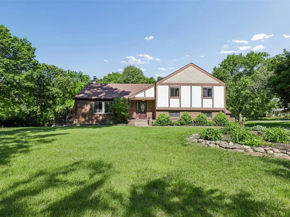 33066 Walnut Pl, Waukee, IA 50263