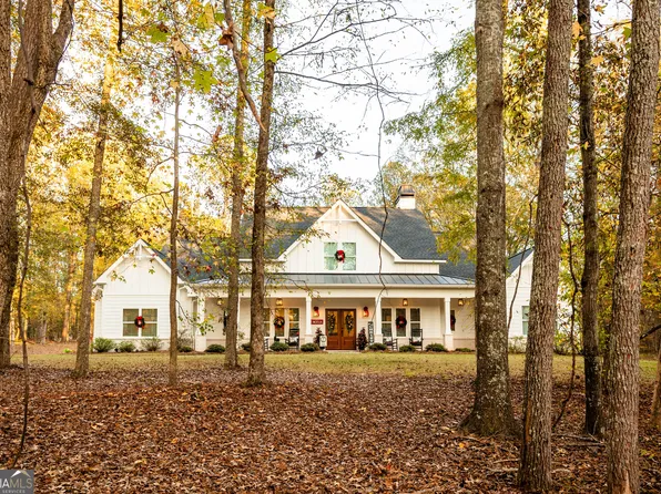 1024 Riverstone Dr, Social Circle, GA 30025