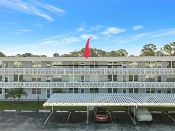4715 Bay St NE APT 320, Saint Petersburg, FL 33703