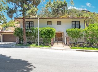 1110 Chantilly Rd, Los Angeles, CA 90077