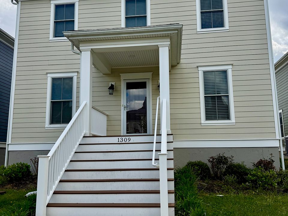 1st image of 1309 Rudge St