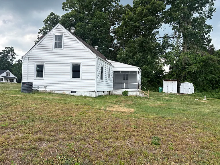 6596 Charles City Rd — Photo 24