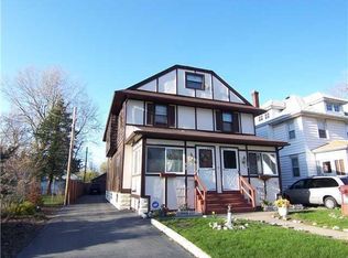 32-34 Wyndham Rd, Rochester, NY 14612