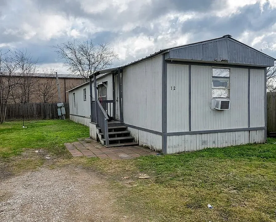 1801 S Business Highway 45 #12