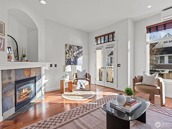 2nd image of 1621 Huckleberry Circle #1621