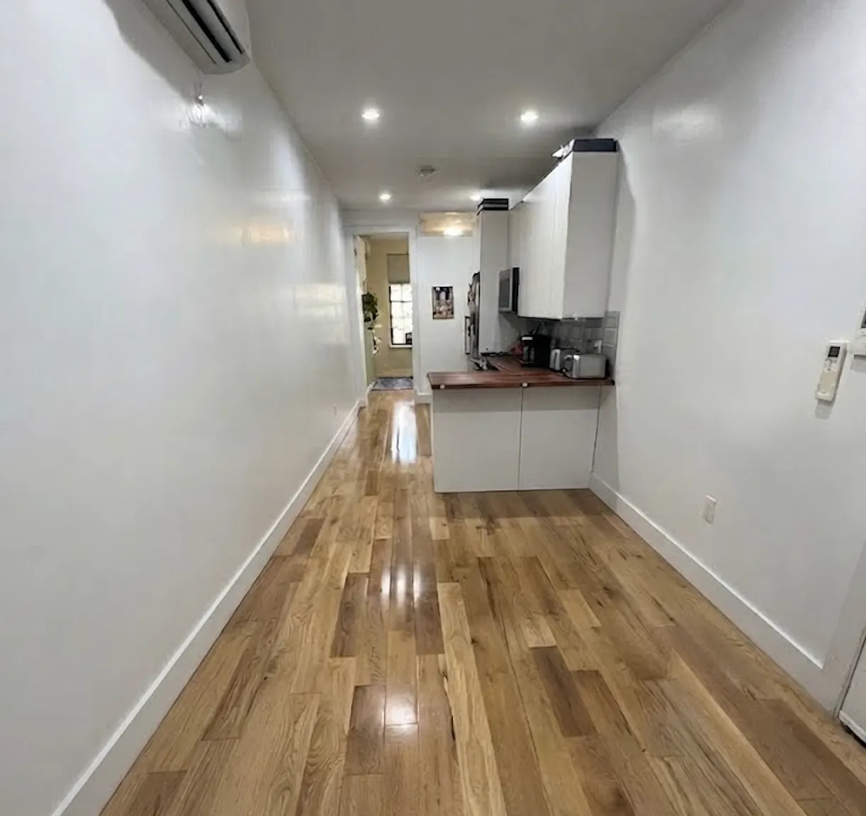 482 Onderdonk Avenue — Photo 1