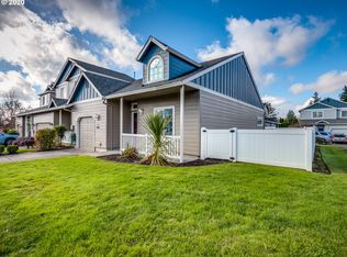 617 E Camden Ln, Newberg, OR 97132