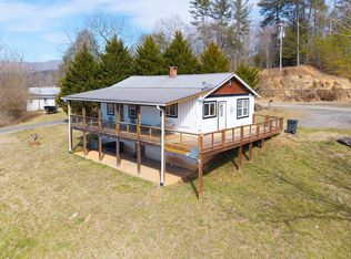337 Fires Creek Rd, Hayesville, NC 28904