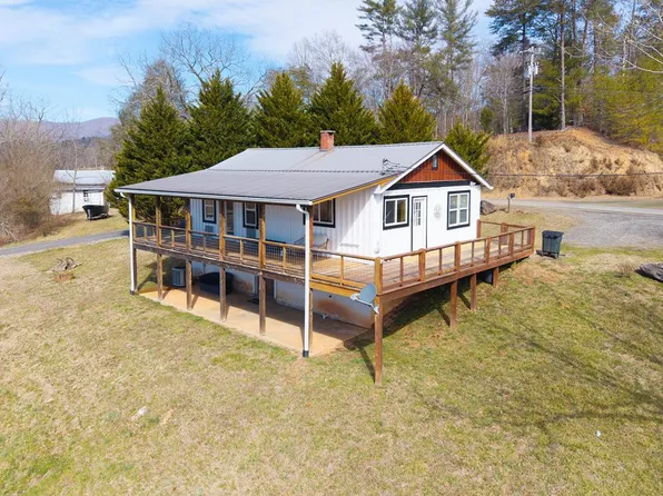 337 Fires Creek Rd, Hayesville, NC 28904
