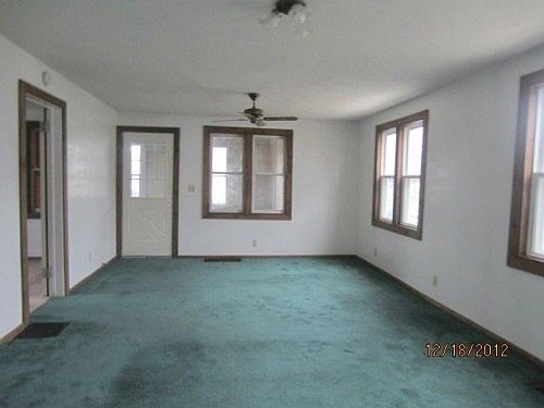 2nd image of 216 Janet St SE