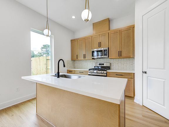 4th image of 9005 Noel St #A