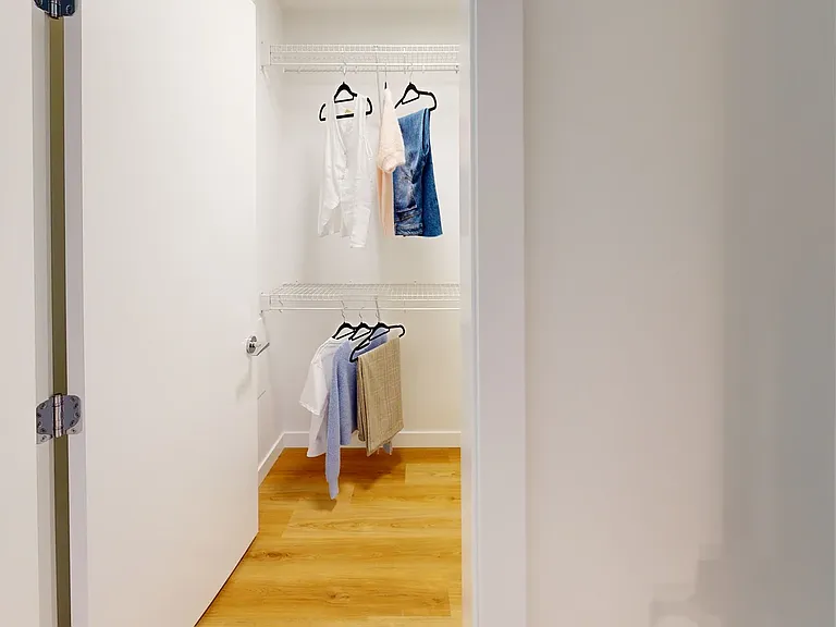 9516 University Cres — Photo 47