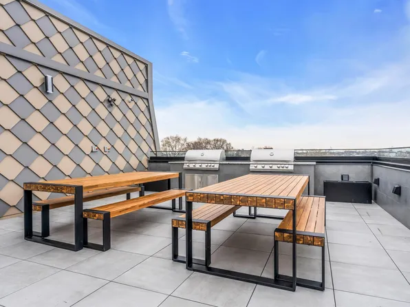 345 Avenue A image 17 of 20