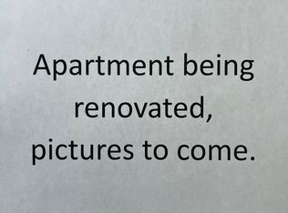 224 Jefferson Ave APT 3, Elgin, IL 60120