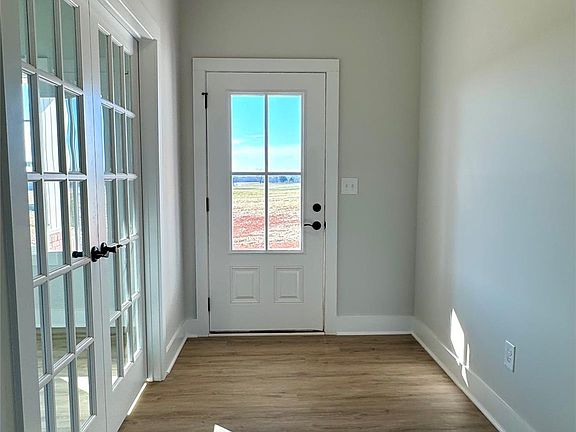 4th image of 118 Doby Rd