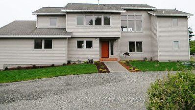 1st image of 3578 Letz Ave