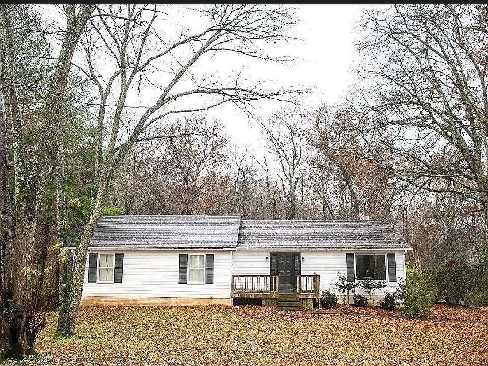 1st image of 210 Elliott Ct