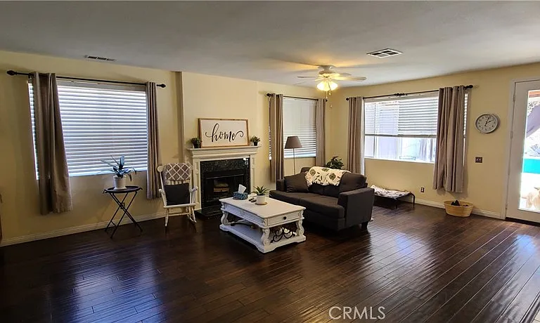 1026 McCall Dr — Photo 4