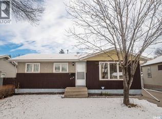 442 Vancouver Ave S, Saskatoon, SK S7M 3N4