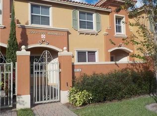 2215 Mariner Ct, Fort Lauderdale, FL 33312