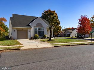 200 Wagon Wheel Ln, Columbus, NJ 08022