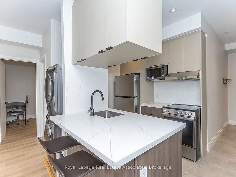 1000 Bathurst St #301 — Photo 16