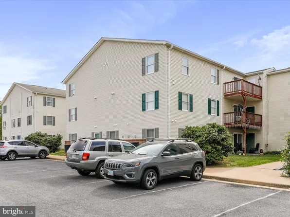 1284 Ox Rd, Woodstock, VA 22664