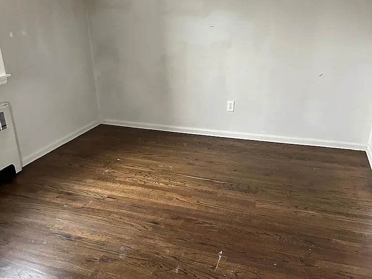 260 N 8th St — Photo 18