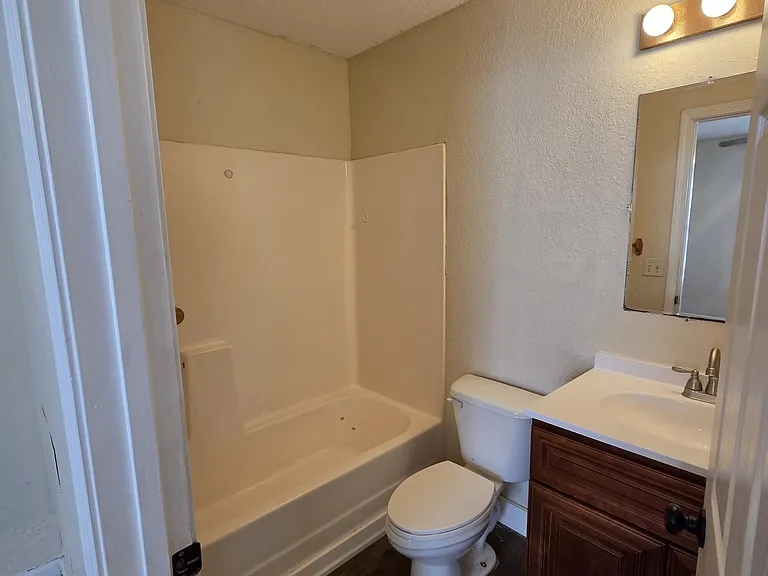 403 S Ashley St — Photo 28