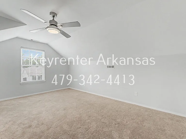 4435 W Pecan St — Photo 15