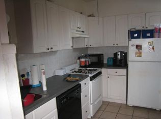 318 Saint Paul St APT 3, Brookline, MA 02446
