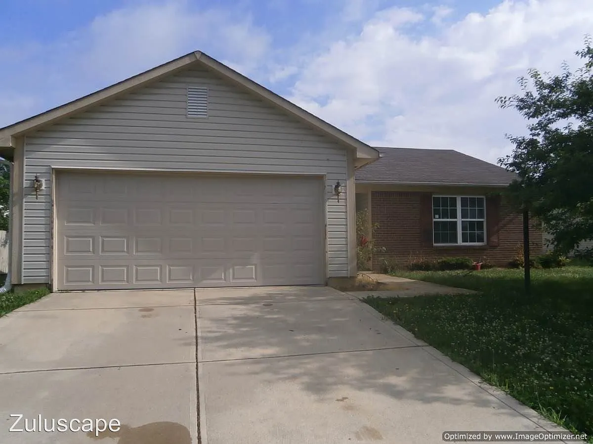 1980 Mare Ave photo 1