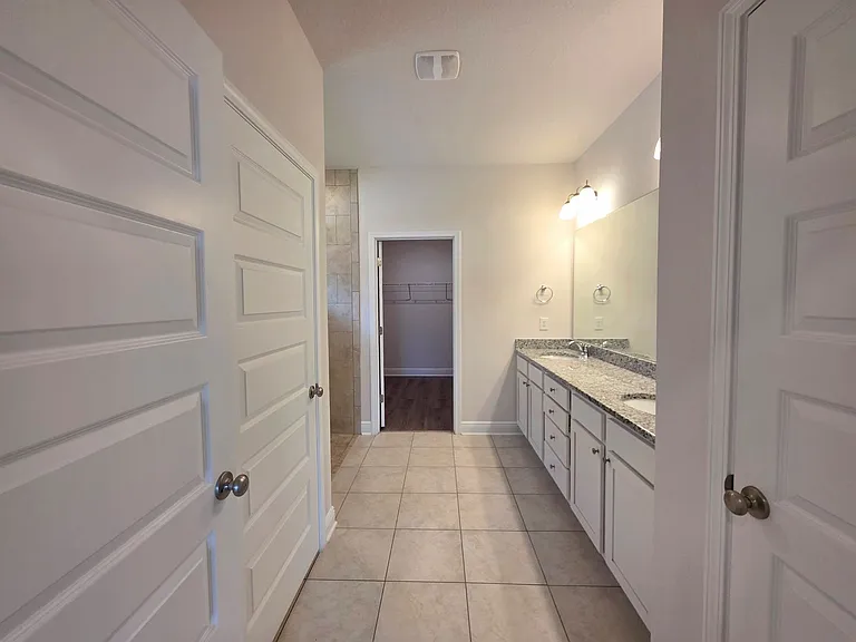 7757 Burnside Loop — Photo 18