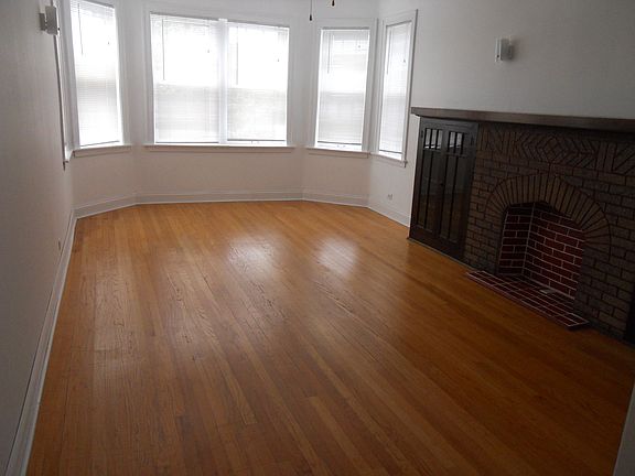 2nd image of 1529 N Campbell Ave #3