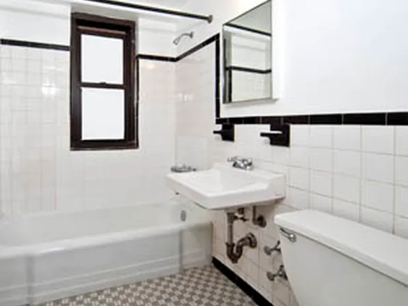 383 Grand Street image 1 of 8