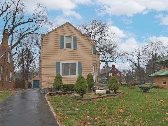2nd image of 250 Stanley Ave