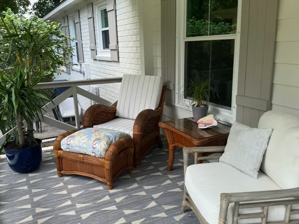 308 3rd Ave, Mount Pleasant, SC 29464