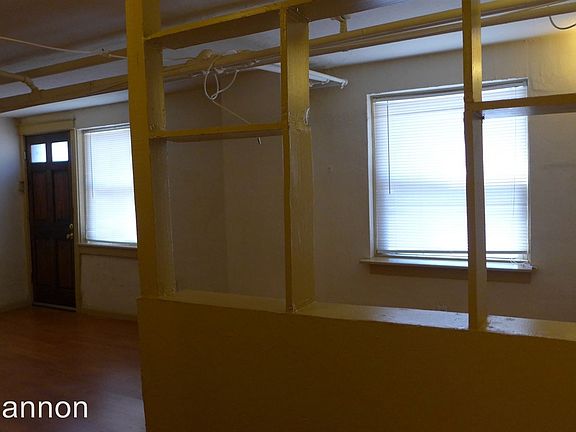 3rd image of 4066 Lindell Blvd APT 1B