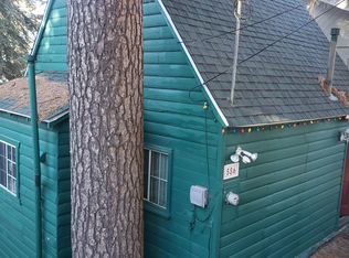 586 Arrowhead Villa Dr, Lake Arrowhead, CA 92352