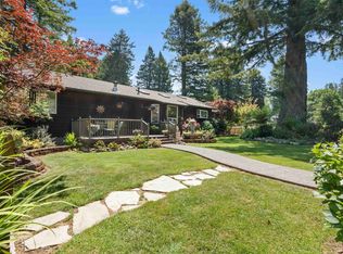 106 Hillside Dr, Crescent City, CA 95531