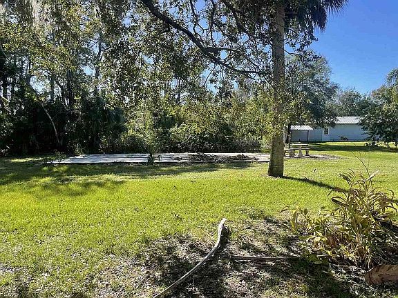 5th image of 3685 Hield Rd