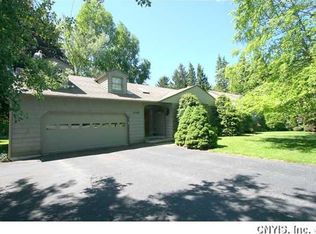 8280 Kimball Rd, Manlius, NY 13104