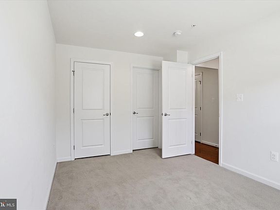 4th image of 5611 Woodyard Rd