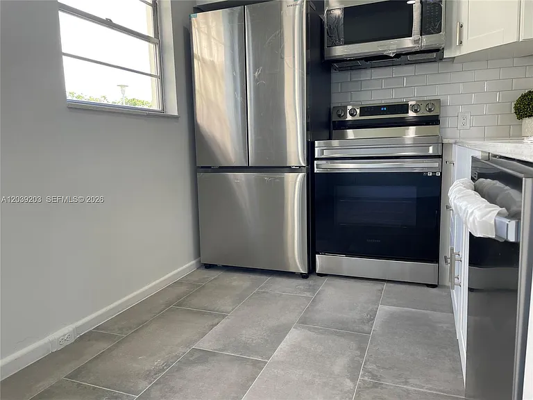 136 Brighton Dr #136-D — Photo 5